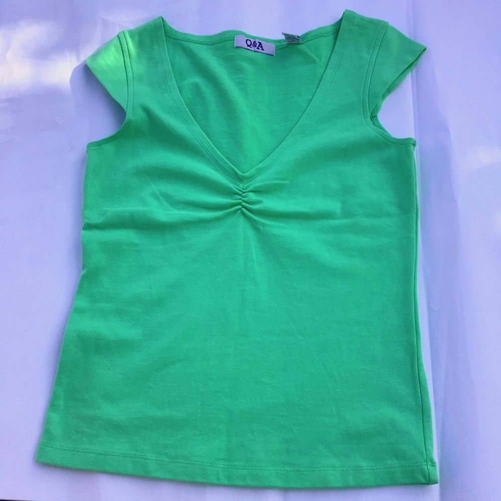 Brand New Q&A Light Bright Green V Neck Tank Top